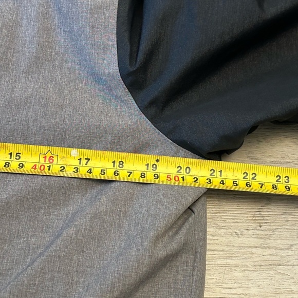 RIPZONE Gray & Navy Winter Ski Coat Jacket with Hood. Lots of Pockets. - Picture 14 of 16